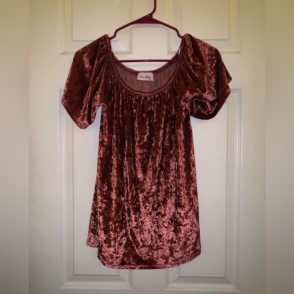 roségold velvet off the shoulder shirt